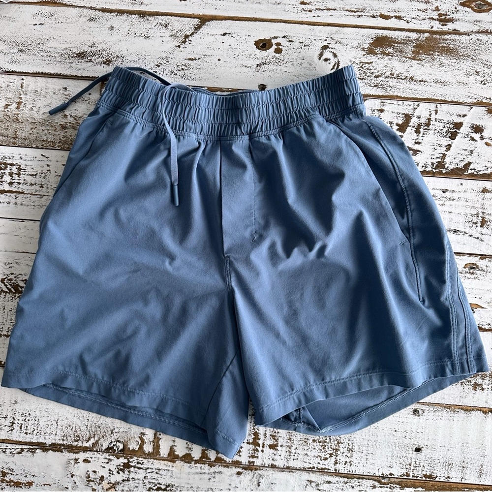 Lululemon Men’s Pacebreaker Linerless Shorts 5” - XS